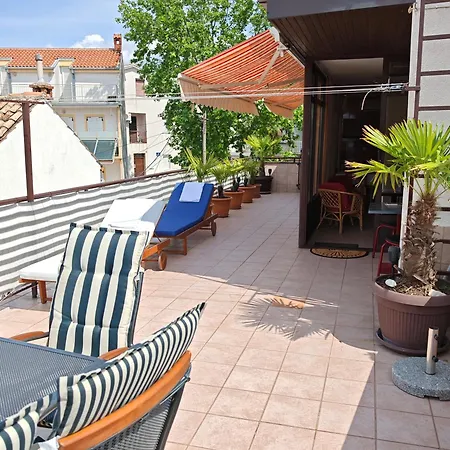 Vera Apartment *